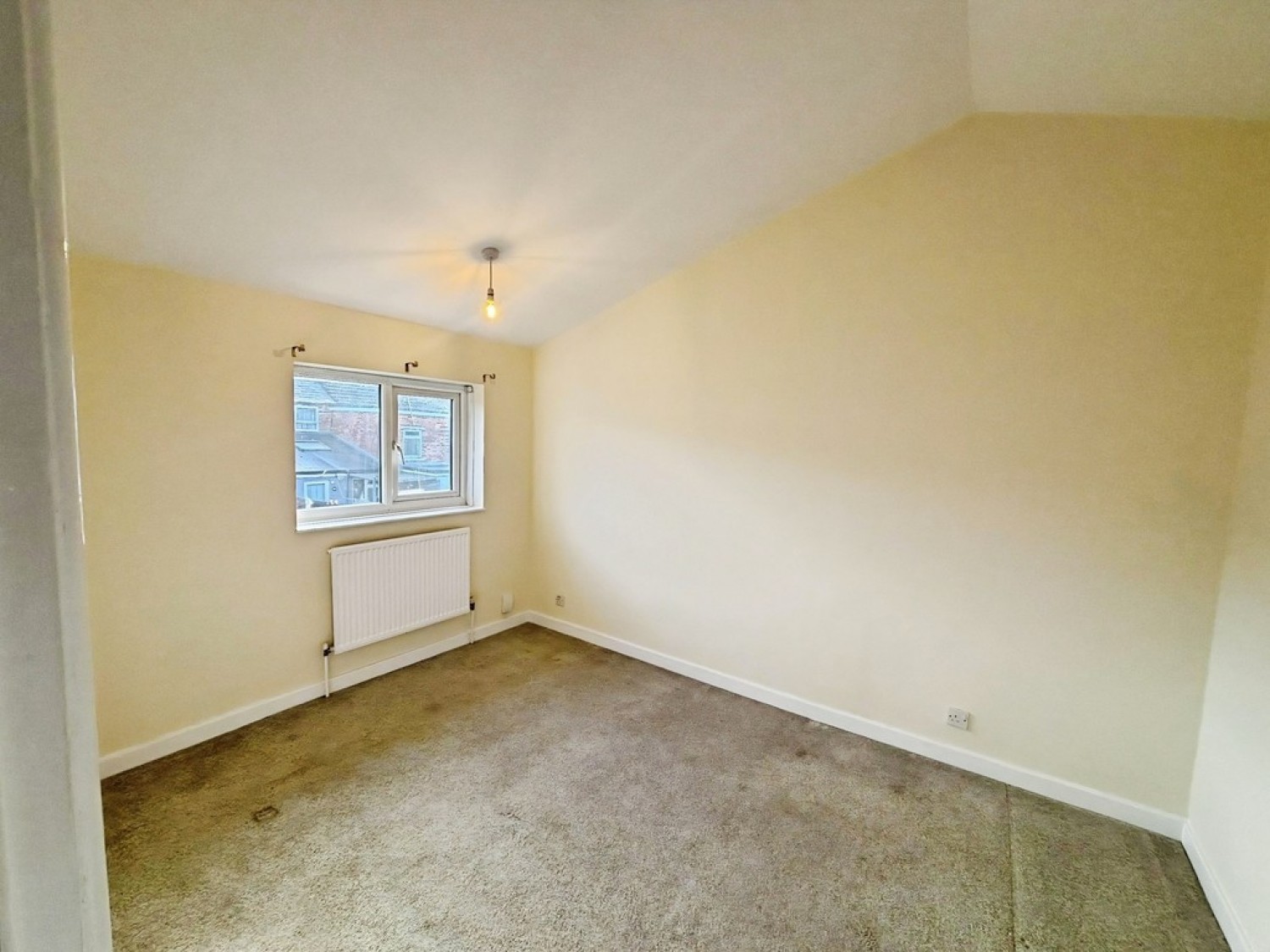 3 bedroom House for Letting Faraday Close, Tredworth