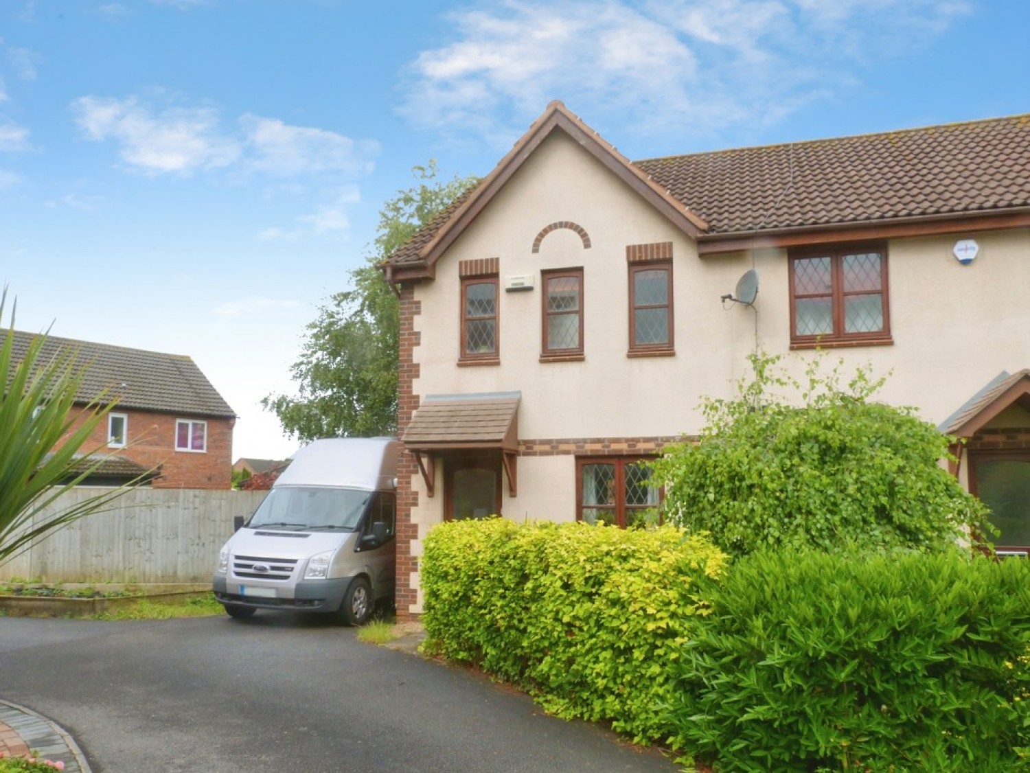 2 bedroom House for Letting Cadbury Close, Hucclecote, Gloucester