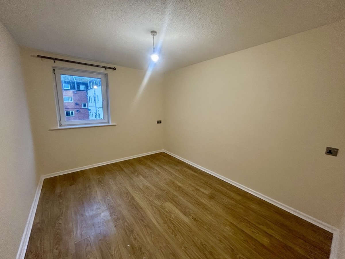 Lesanne Court, Gloucester