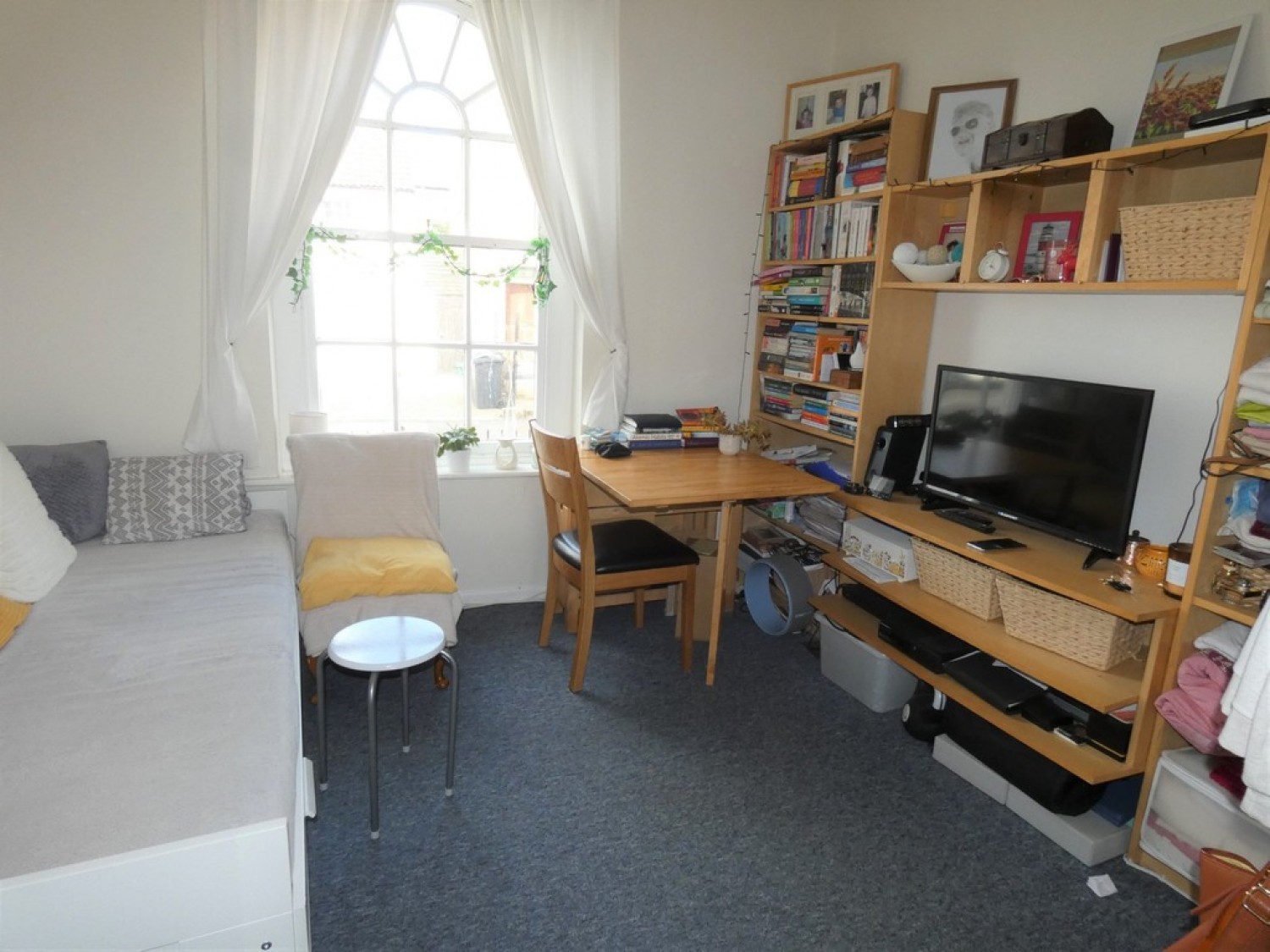 2 bedroom Flat for Letting Brunswest Court, Parliament Street