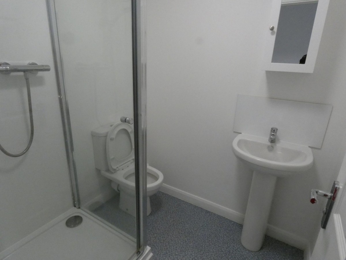 London Road, Gloucester