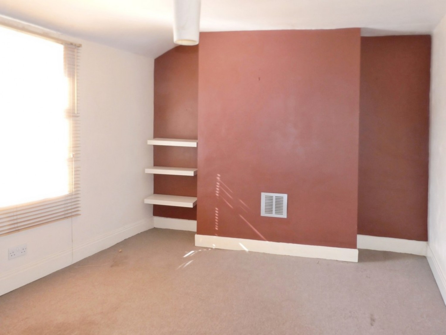 2 bedroom Flat for Letting Worcester Street, Gloucester