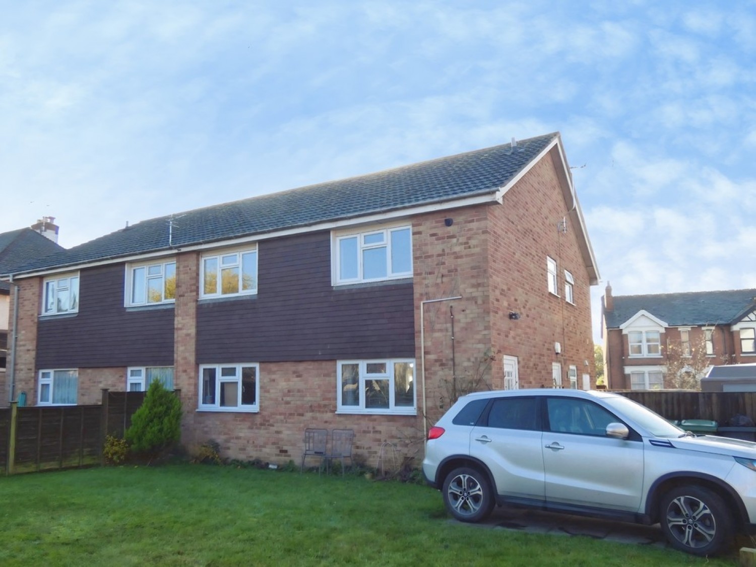 2 bedroom Flat for Letting Stroud Road, Gloucester