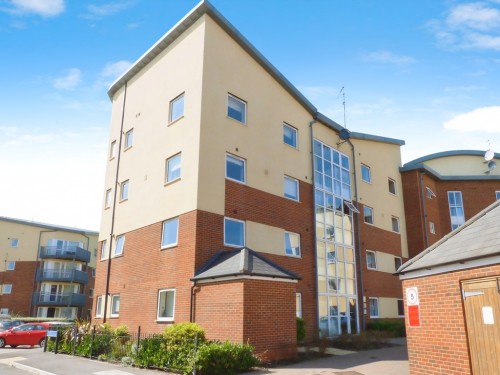 Longhorn Avenue, Gloucester