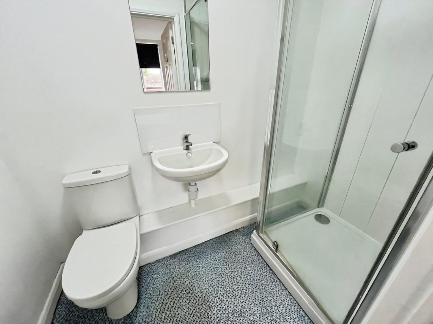 5 bedroom Flat for Letting London Road, Gloucester