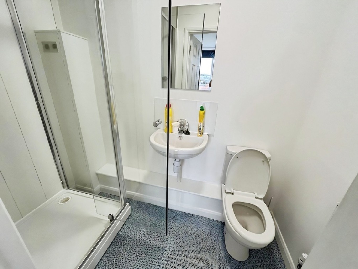 5 bedroom Flat for Letting London Road, Gloucester