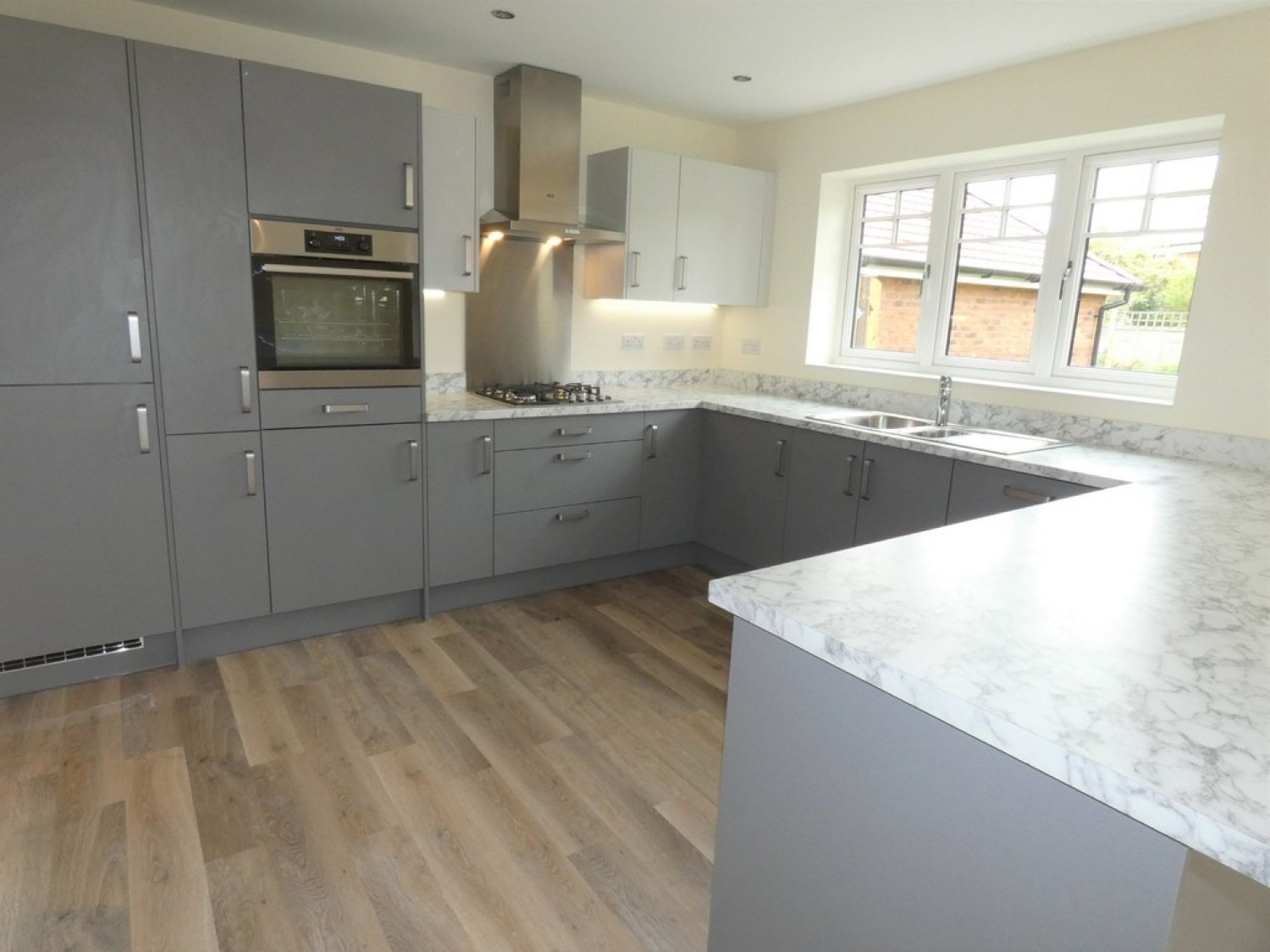 4 bedroom House for Letting Strawberry Fields, Hempsted, Gloucester