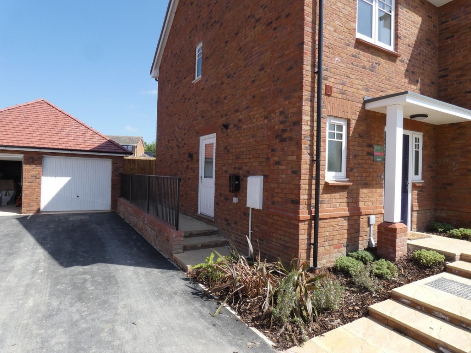 4 bedroom House for Letting Strawberry Fields, Hempsted, Gloucester