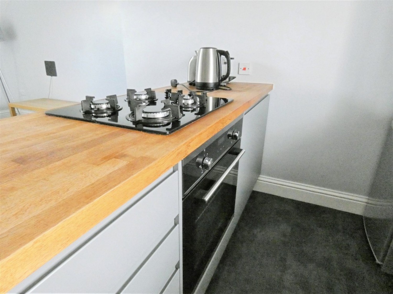 2 bedroom Flat for Letting Brunswick Square, Gloucester