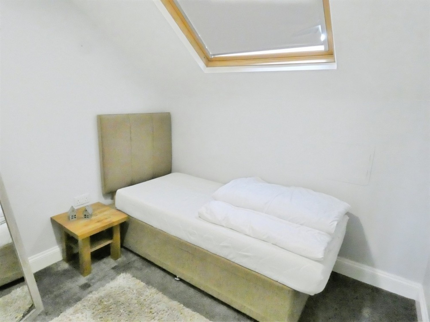 2 bedroom Flat for Letting Brunswick Square, Gloucester