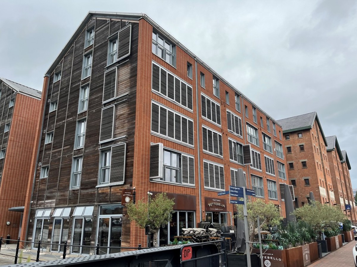 Merchants Quay, Gloucester Docks