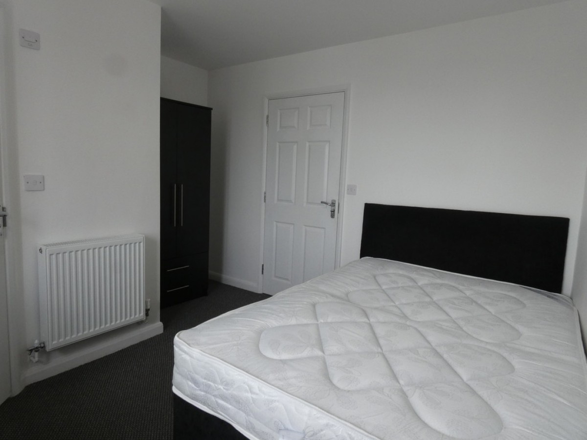 London Road, Gloucester