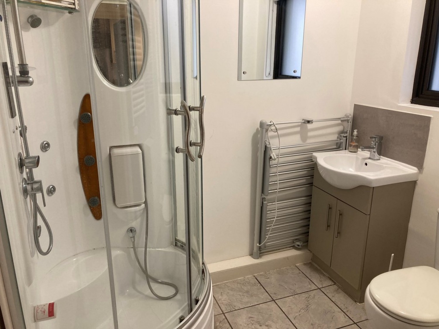 1 bedroom Flat for Letting Quire Court, Hare Lane, Gloucester