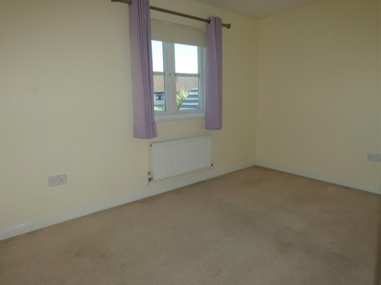 3 bedroom House for Sale Thistlebank, Longlevens, Gloucester