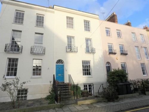 Brunswick Square, Gloucester