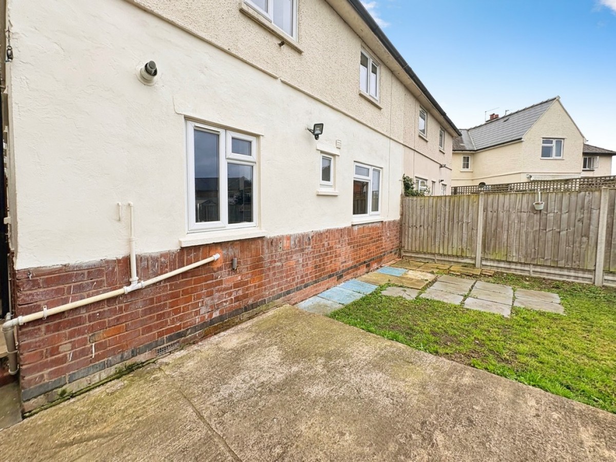 Dorney Road, Linden, Gloucester