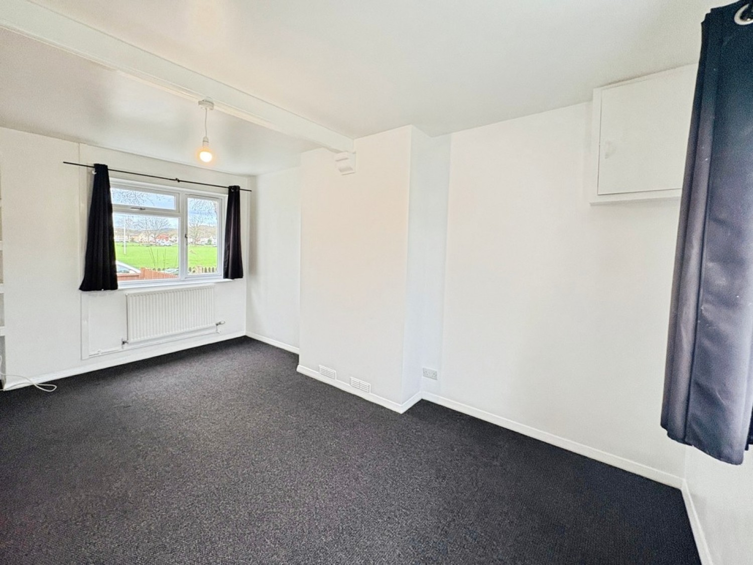 3 bedroom House for Letting Dorney Road, Linden, Gloucester