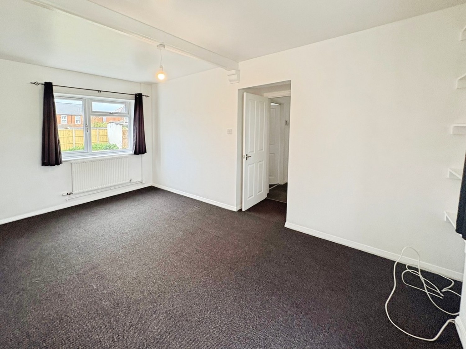3 bedroom House for Letting Dorney Road, Linden, Gloucester