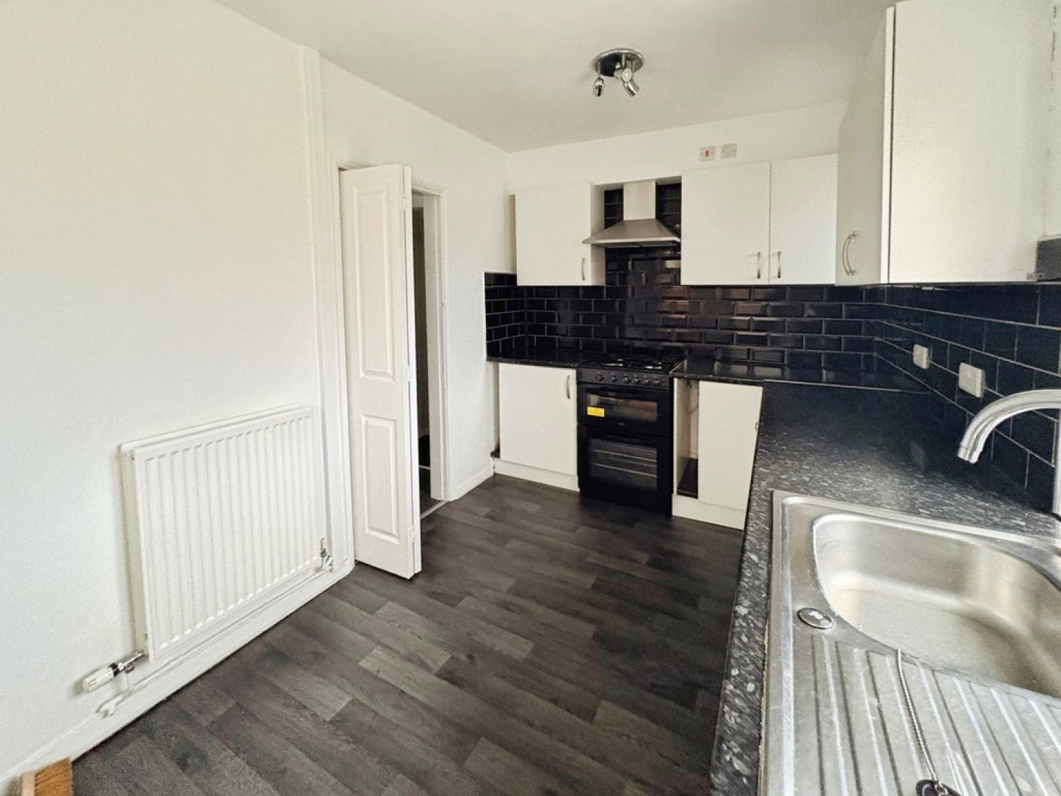 3 bedroom House for Letting Dorney Road, Linden, Gloucester