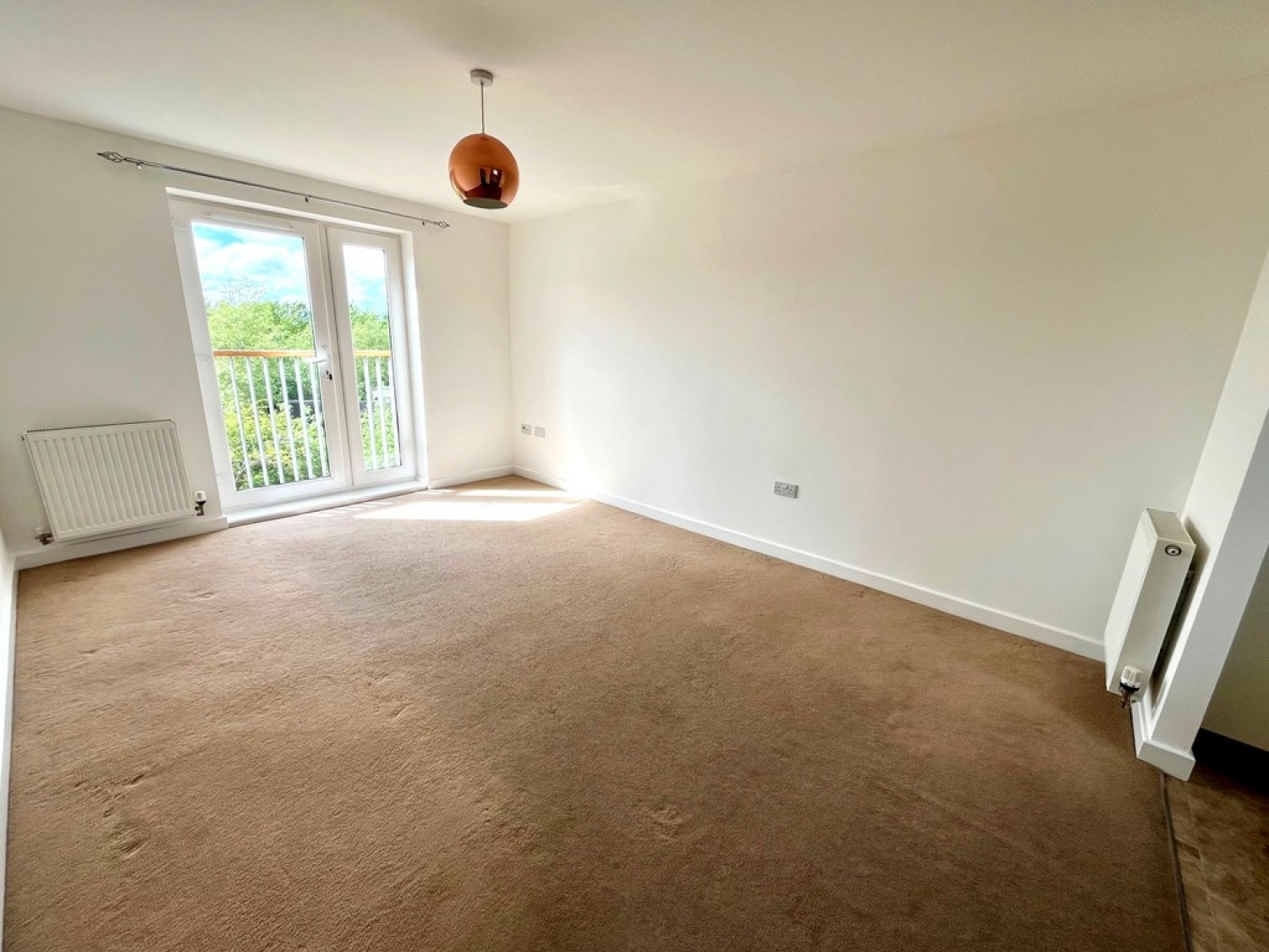 Longhorn Avenue, Gloucester