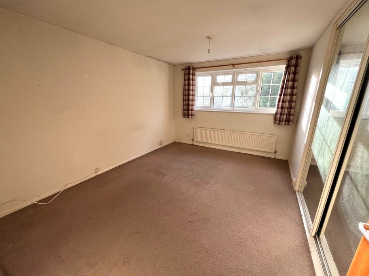 Eagle Way, Abbeydale, Gloucester
