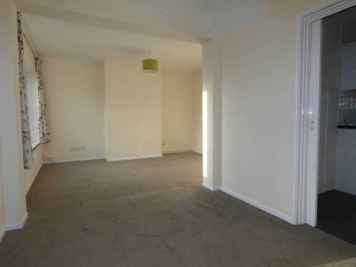 Oxstalls Drive, Longlevens