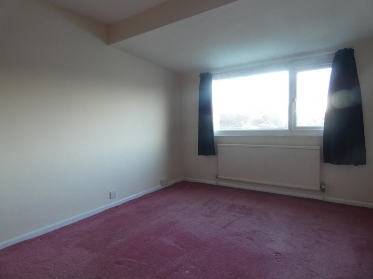 Oxstalls Drive, Longlevens