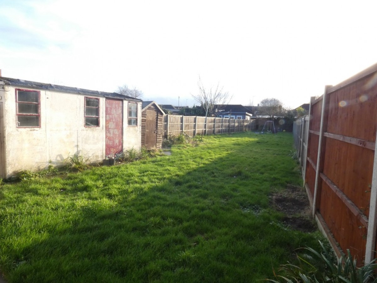 Oxstalls Drive, Longlevens