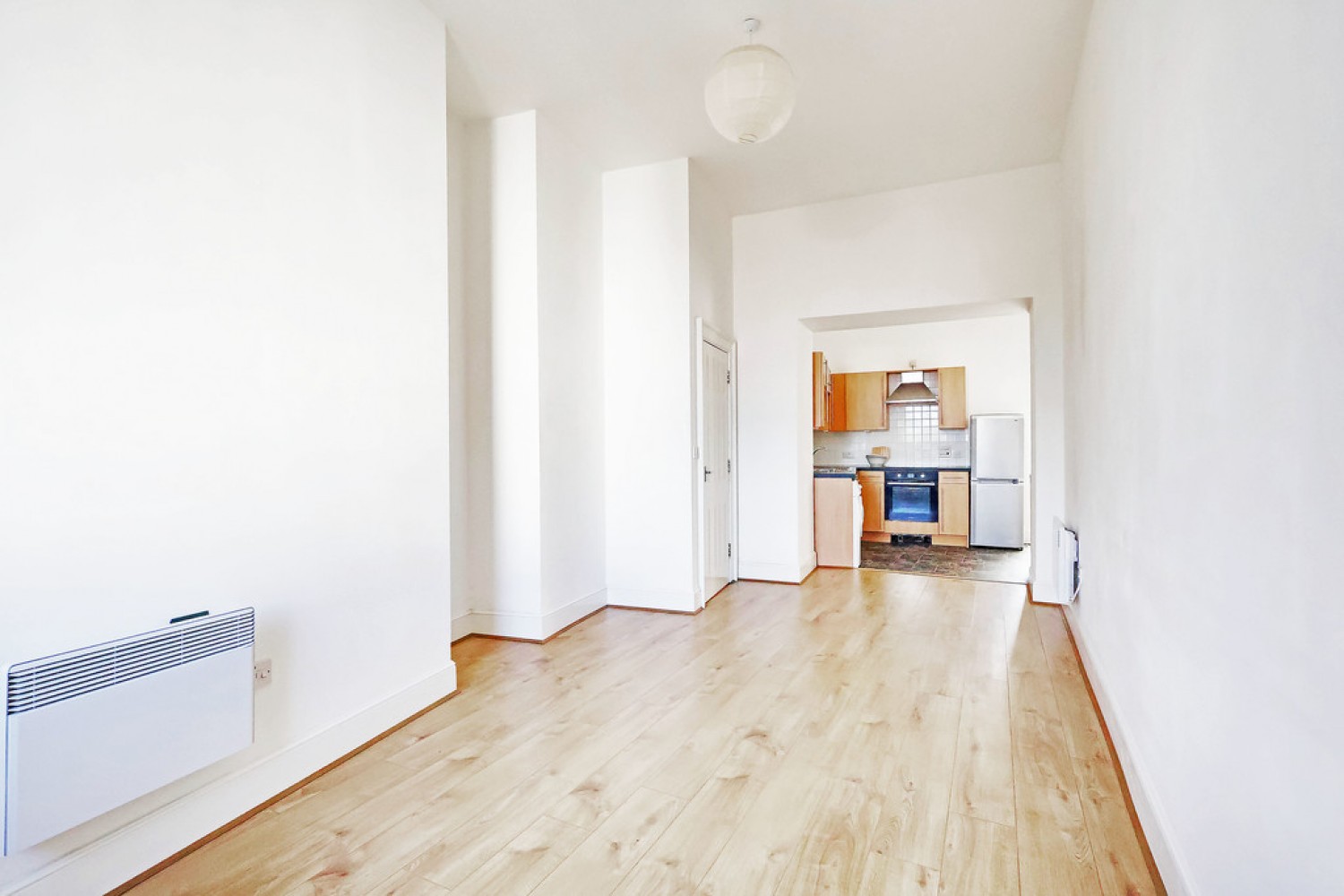 2 bedroom Flat for Letting The Crescent, Gloucester