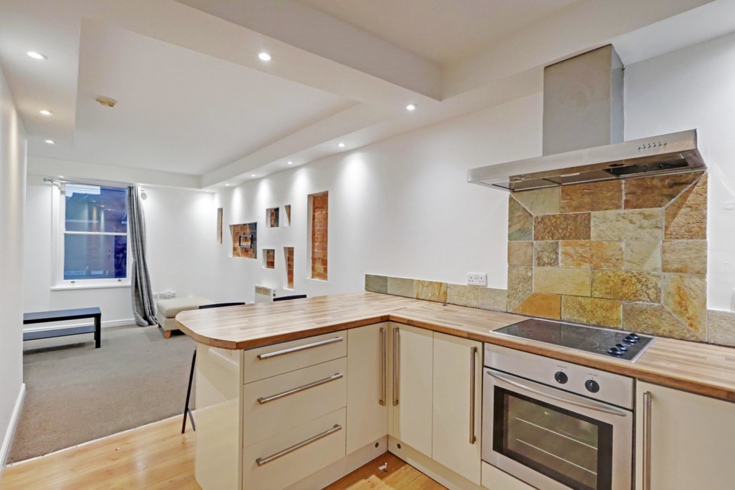1 bedroom Flat for Letting Brunswick Road, Gloucester