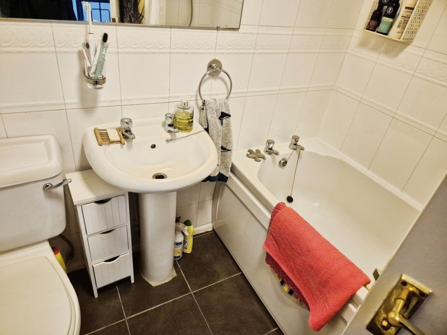 2 bedroom House for Letting Bekdale Close, Gloucester