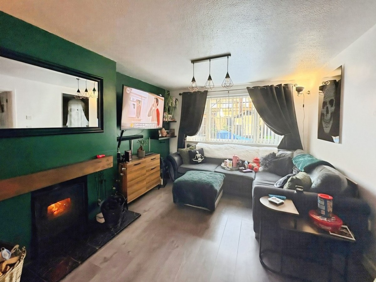 Billingham Close, Saintbridge