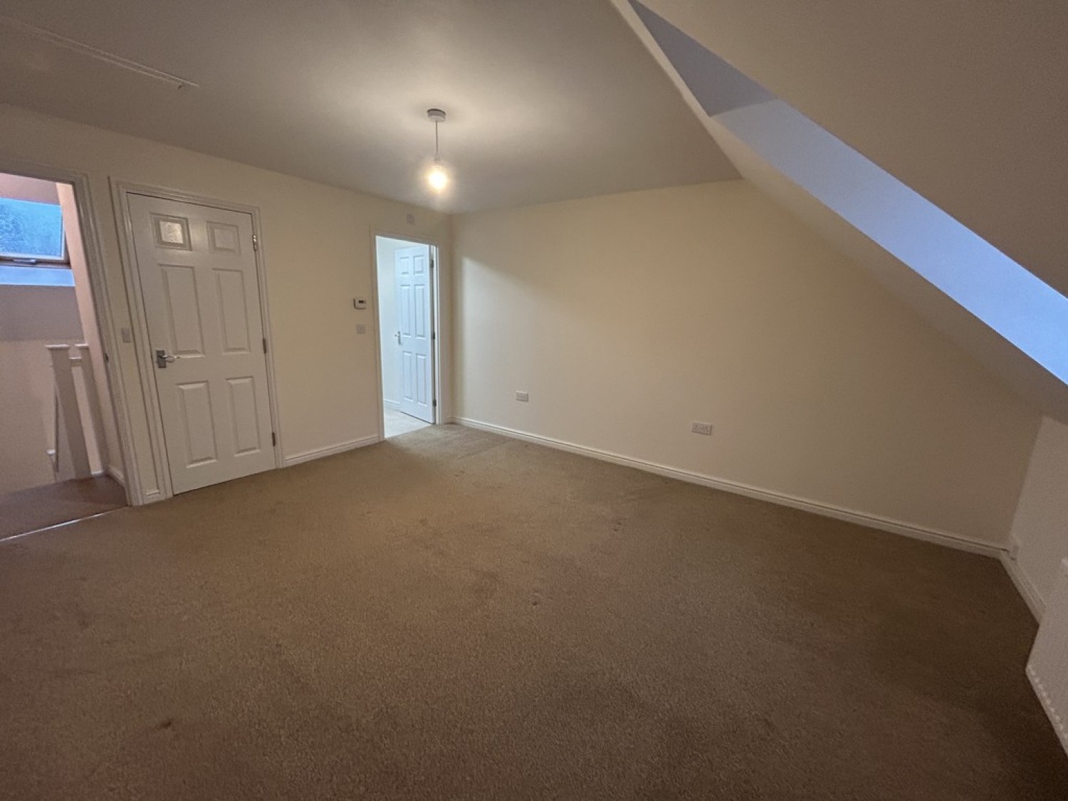 3 bedroom House for Sale Snetterton Heath, Kingsway