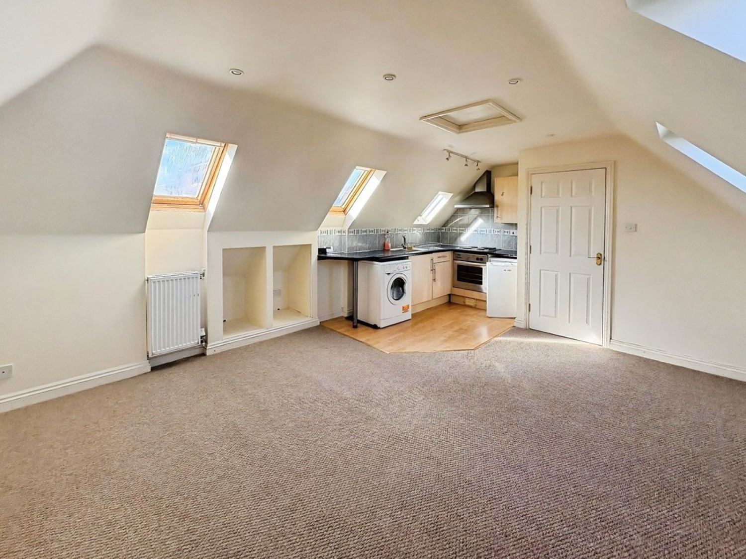 1 bedroom Flat for Sale Brunswick Square, Gloucester