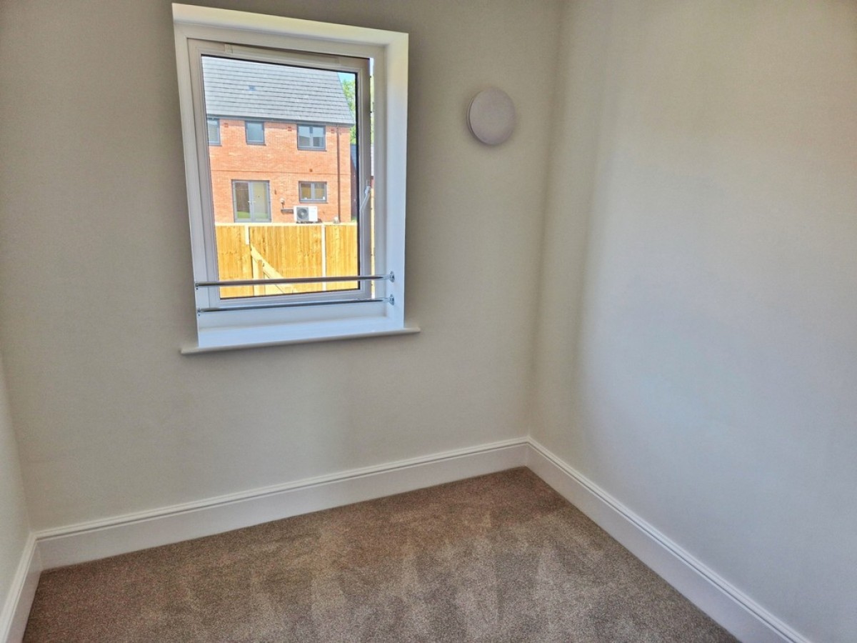 Caligae Square, Brockworth