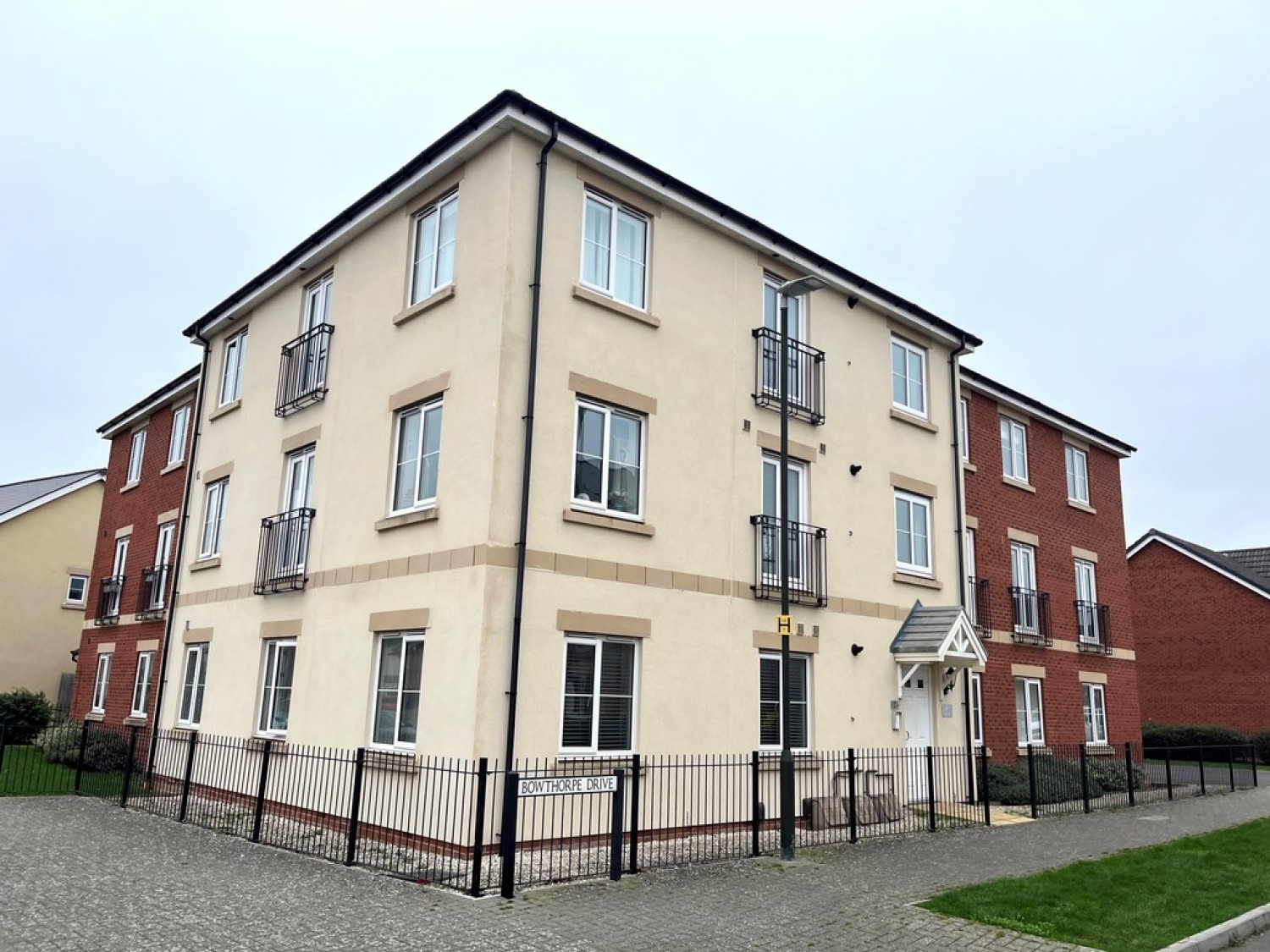 2 bedroom Flat for Sale Bowthorpe Drive, Gloucester