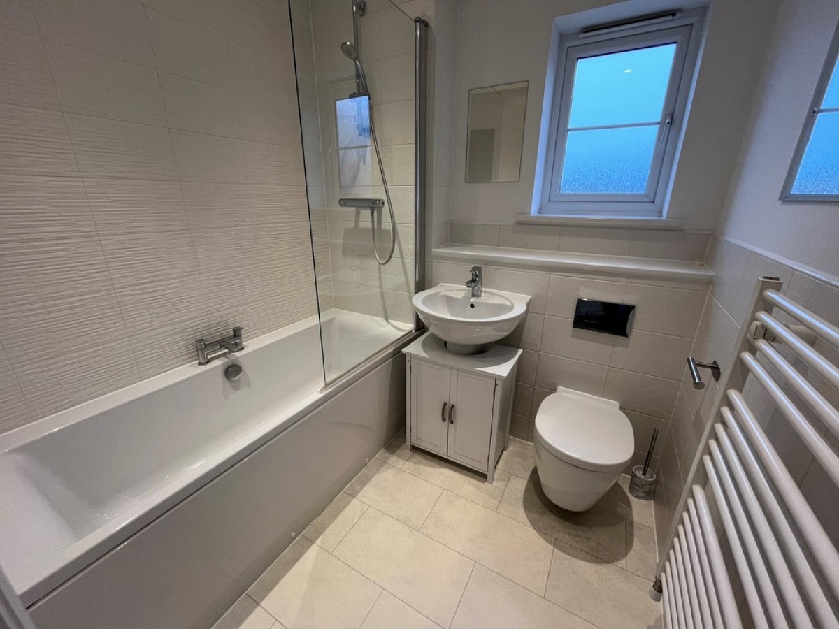 Bowthorpe Drive, Gloucester