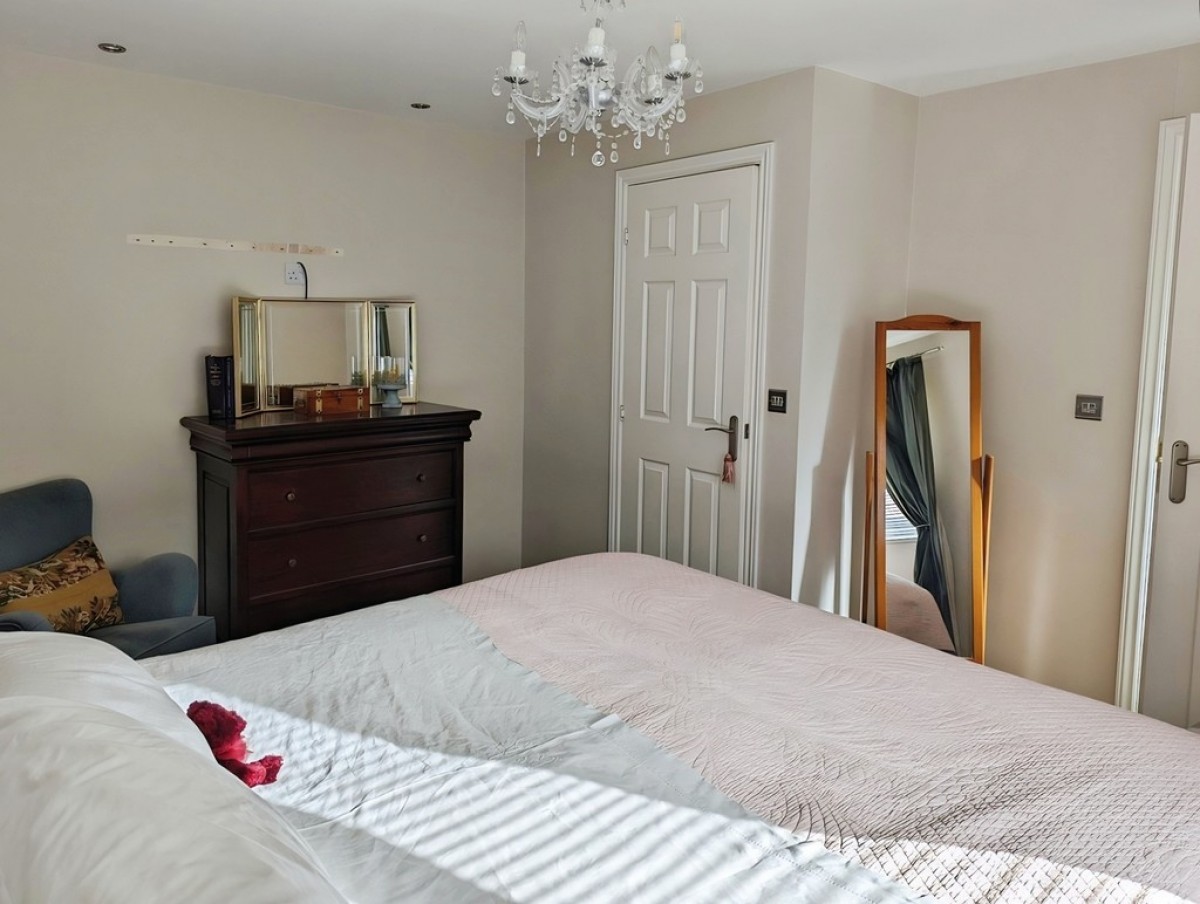 Saffron Street, Forest Town