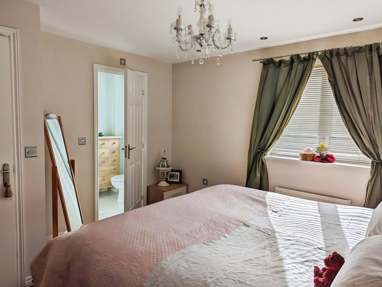 4 bedroom House for Letting Saffron Street, Forest Town