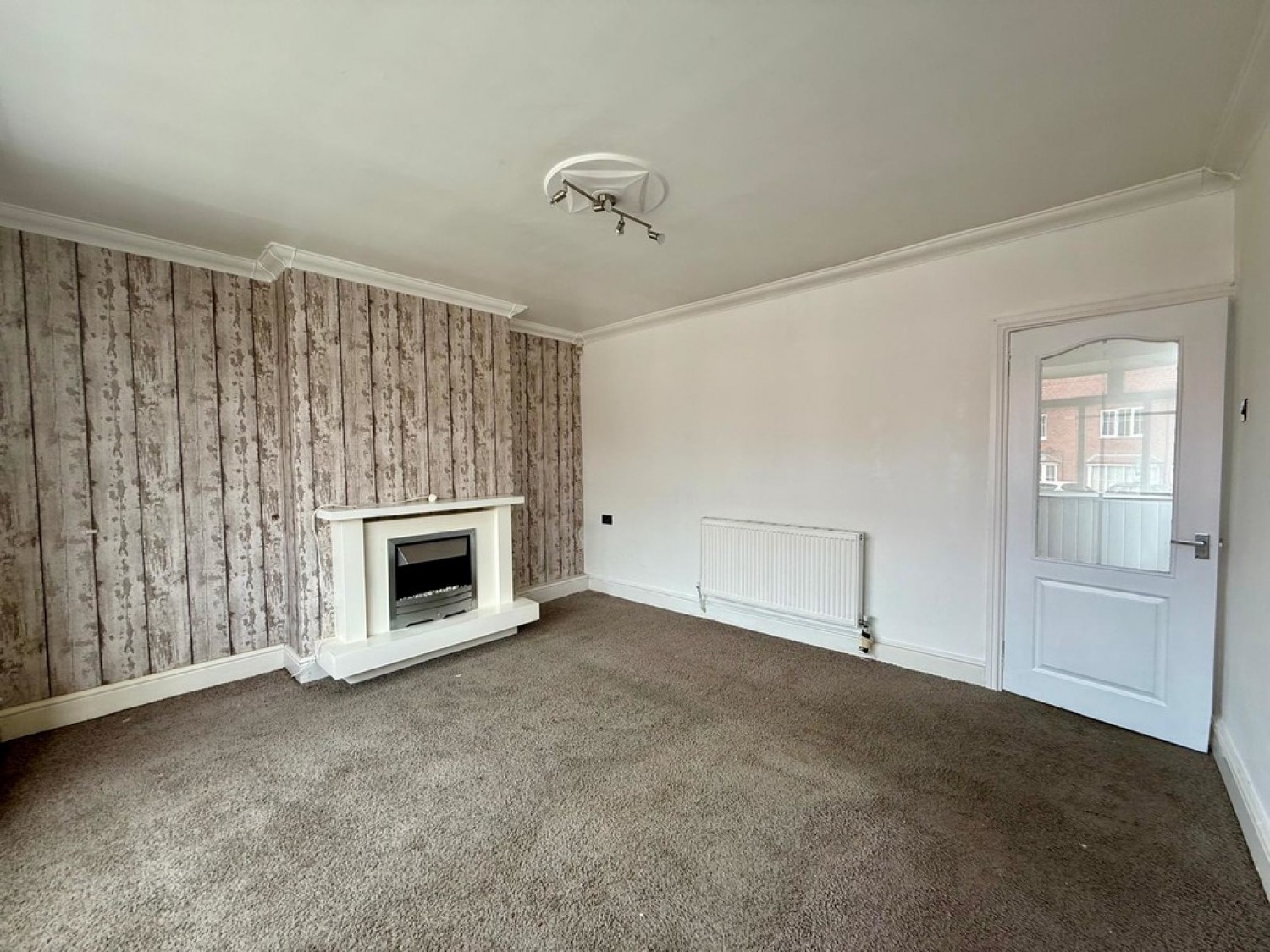 2 bedroom House for Letting Derwent Avenue, Mansfield