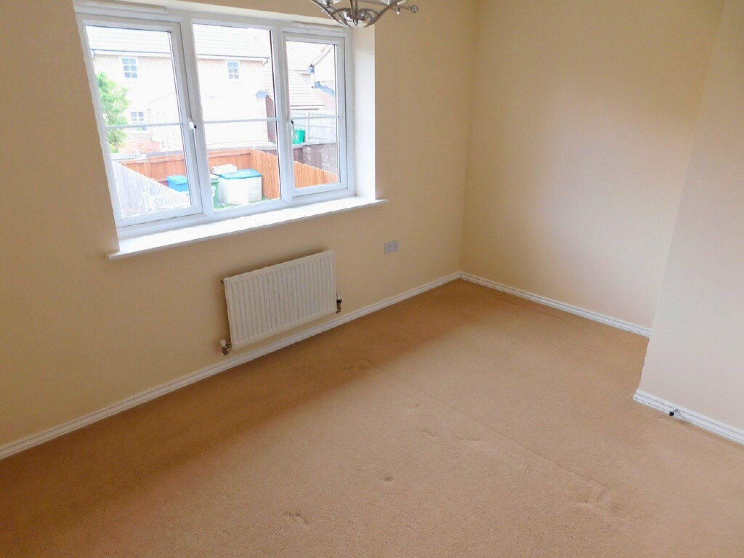 2 bedroom House for Letting Sanderling Way, Forest Town
