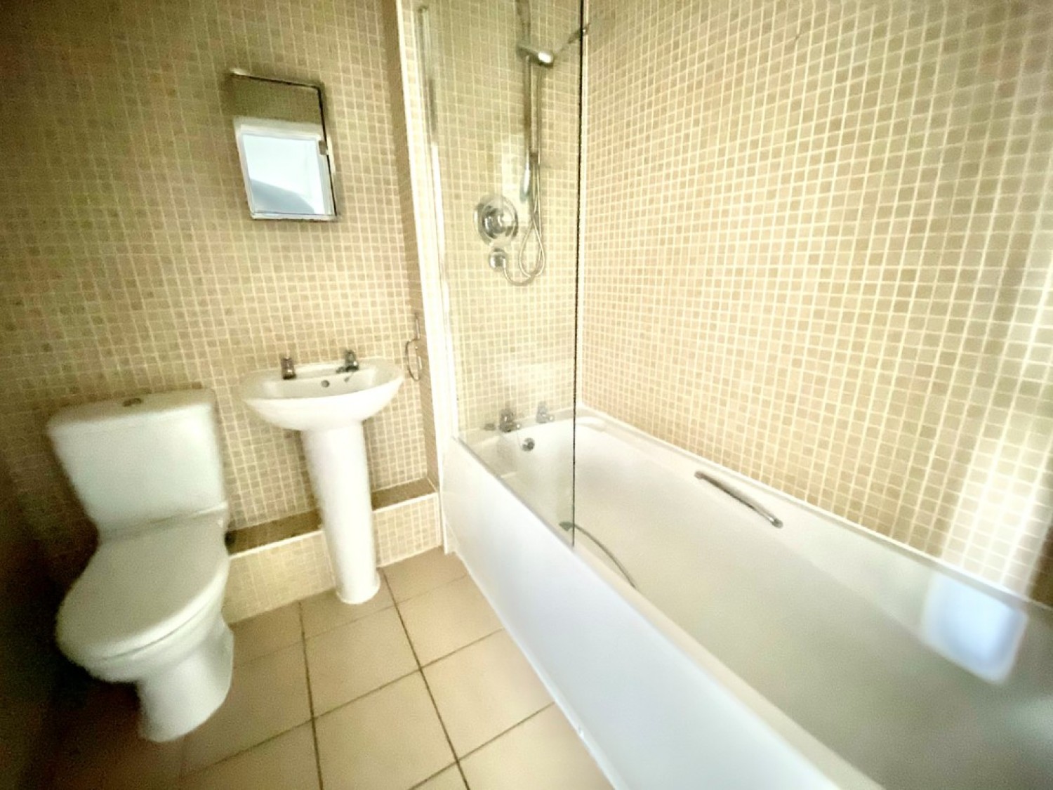 3 bedroom House for Letting Padstow Close, Mansfield