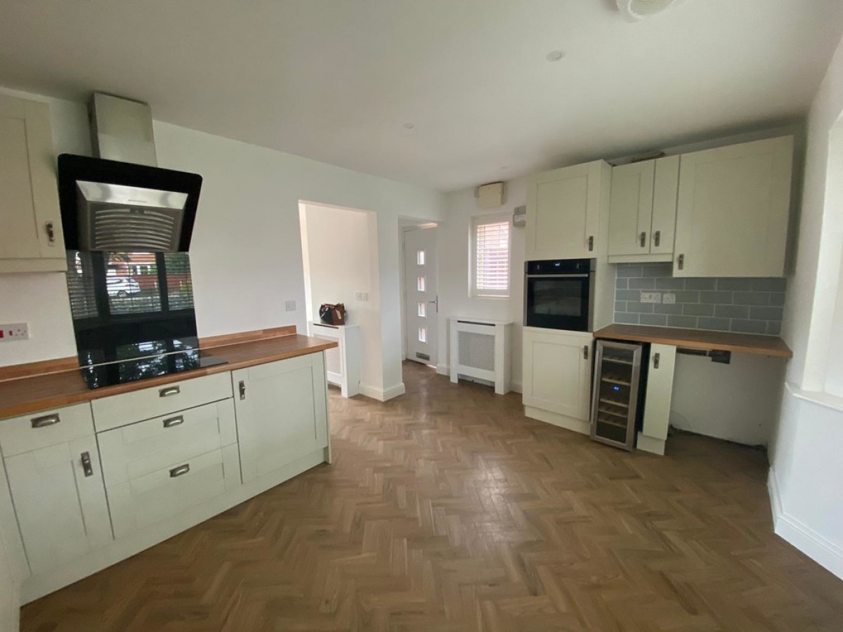 Mansfield Road, Clipstone