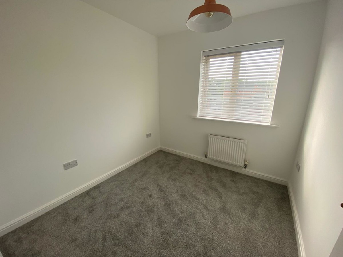 Mansfield Road, Clipstone