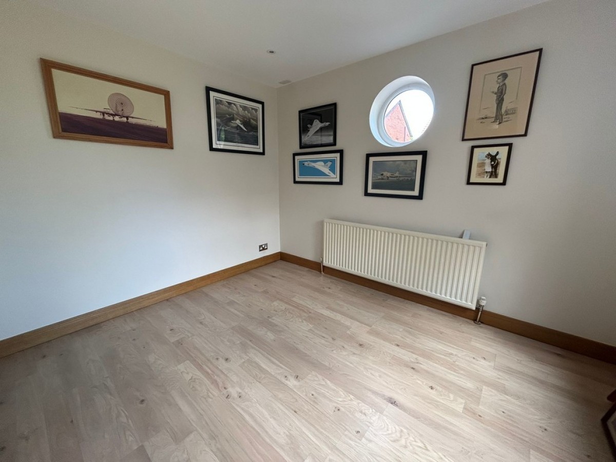 Harlow Avenue, Mansfield