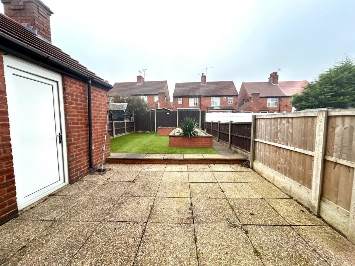 Oak Tree Road, Sutton In Ashfield