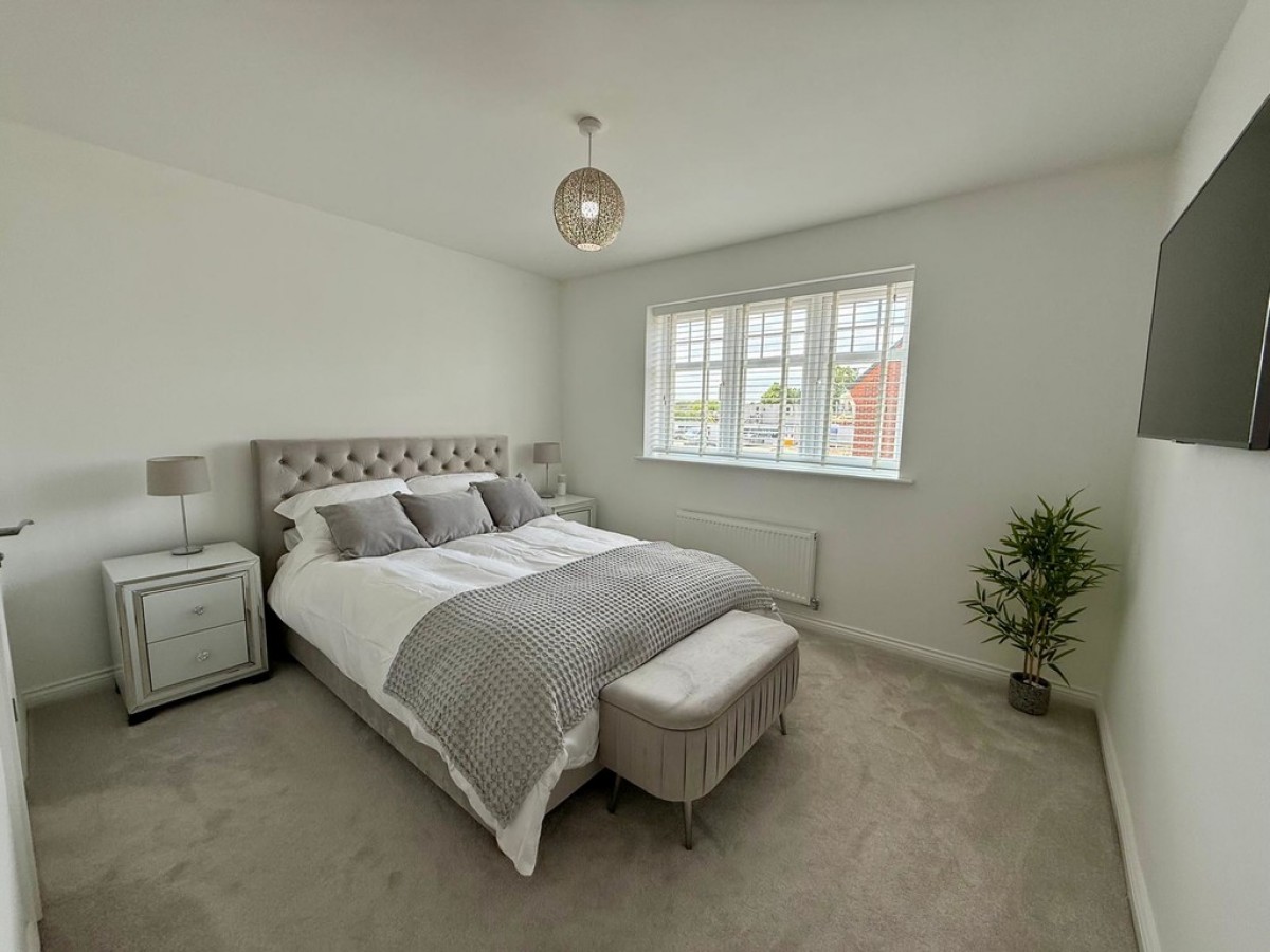 Honey Bee Gardens , Sutton In Ashfield , Nottinghamshire