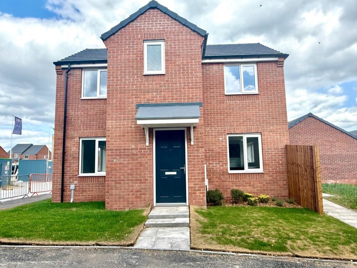 Curie Close, Forest Town, Mansfield
