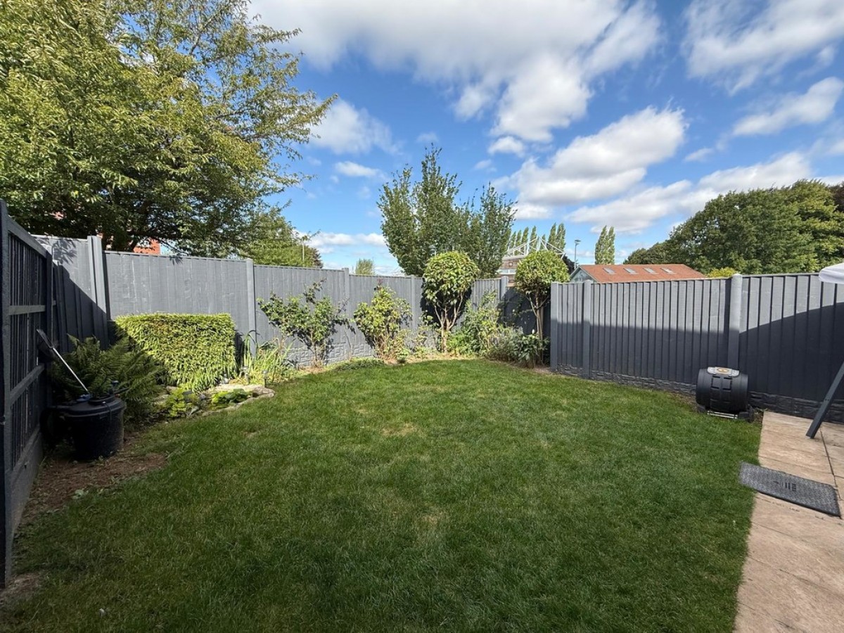 Peel Gardens, Mansfield