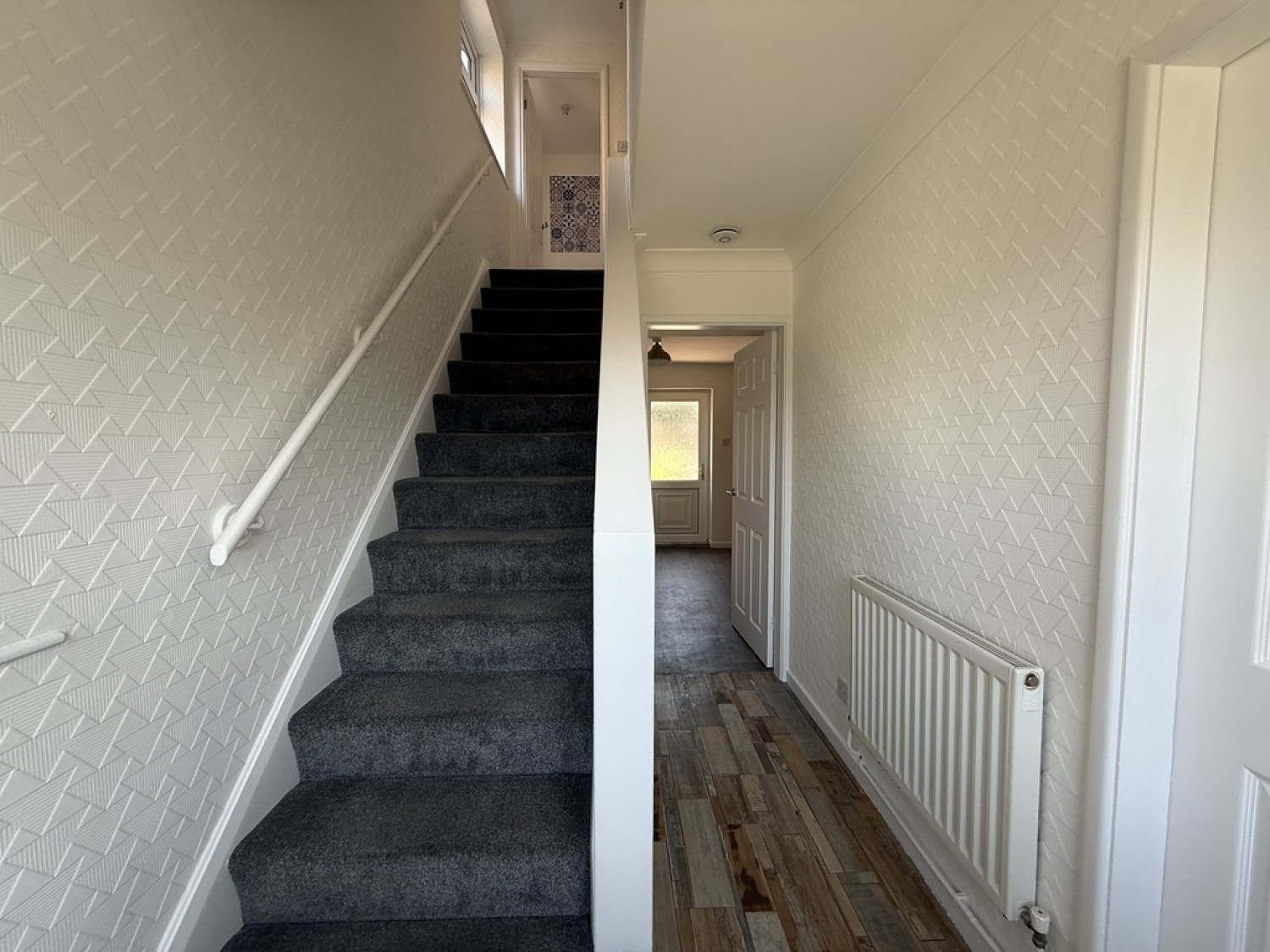 3 bedroom House for Letting Gorseway, Clipstone Village, Nottinghamshire